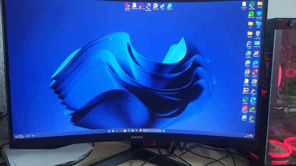 سيت اب للبيع لعدم اتفرغ
كواري 5/جيل 13
رام 32
كارت 
 3060/12
شاشه 27/هرتز
165
السعر مليون ربع قفل
***********
