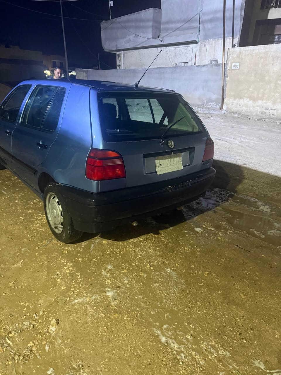 كولف 92 للبيع مكينه1800 كير اوتماتيك وتبريد ثلج مكفولات  كهربائيات كامله ضفيره بلادي مكان السياره حله الورديه سنويه27 تحويل مباشر مابيها كل نقص  التواصل على صاحب الرقم ***********
 
***********
سعرها 50 ومجال قليل للشراي حلة, بابل
