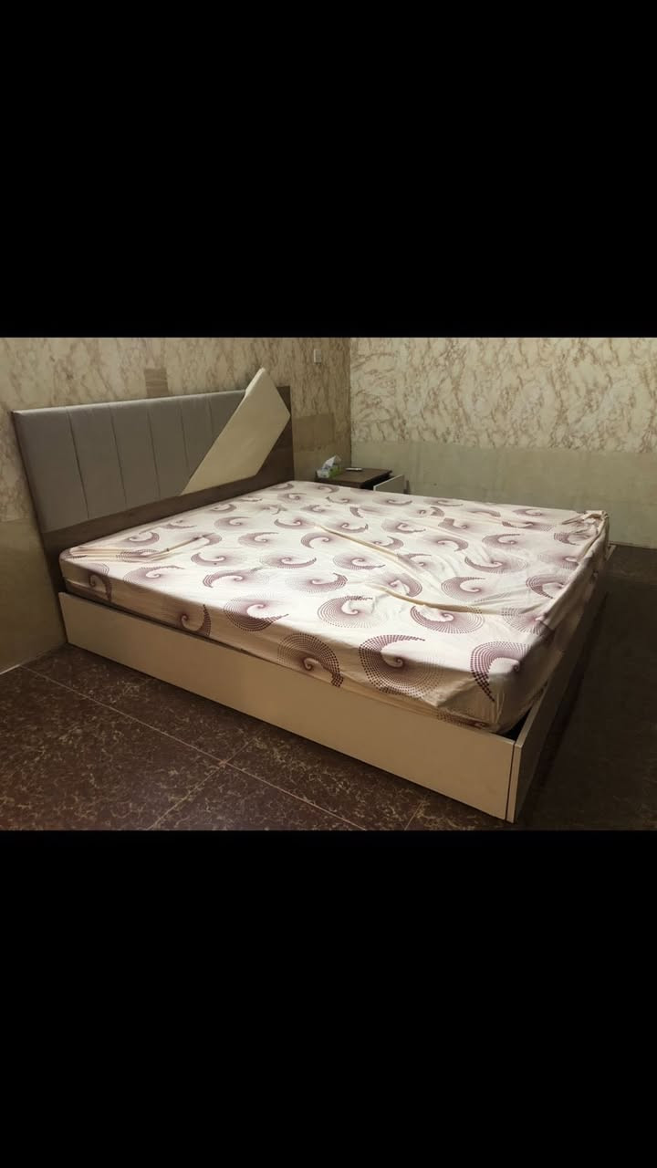 100 الف 

للبيع بسعر مناسب

واتساب ***********
