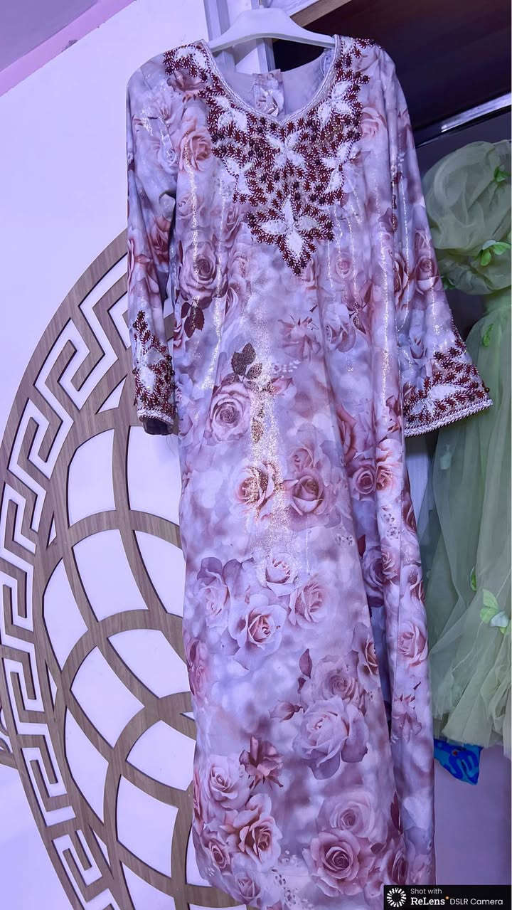 مخور رمضاني او بالاعياد للمناسبات بناتي يلبس من عمر ٨لل١١سنه نضيفً ملبوس مرتين مكاني الدورة بغداد, العراق


**إذا كنت صاحب هذا الإعلان وتريد حذفه لأي سبب، رجاءا أرسل رسالة إلى الدعم الفني**