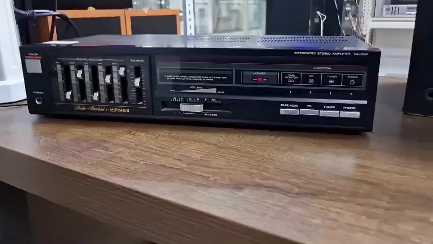 امبليفاير ياباني  ماركه فيشر Fisher
ويحتوي على ايكولايزر
حجم لارج 
جدا جدا نظيف
بلادي
١٨٠ واط حقيقي 

٦٥ الف فقط (نهائي)
يوجد توصيل كل المحافظات
محمد الآغا للصوتيات
***********
