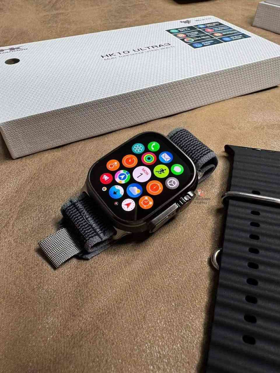 HK10 Ultra 3 – القوة الذكية على معصمك!
ساعة ذكية بتقنيات متقدمة، شاشة مذهلة، وميزات لا تُعد ولا تُحصى!

اختر الذكاء، اختر HK10 Ultra 3.

المواصفات الكاملة:
شاشة AMOLED فاخرة:

بحجم 2.02 بوصة ودقة 410 × 494 بكسل لعرض فائق الوضوح والألوان الزاهية.

نظام تشغيل متطور:

Watch 7 OS – تجربة استخدام سلسة وذكية.

معالج قوي:

ثنائي النواة SF32LB525 مع ذاكرة 2 جيجابايت لأداء سريع ومتعدد المهام.

بلوتوث 5.2:

اتصال ثابت وسريع، يدعم المكالمات عبر البلوتوث.

مقاومة للماء:

للاستخدام اليومي والرياضي بدون قلق.

شحن لاسلكي مغناطيسي

بطارية بسعة 220 مللي أمبير تدوم معك طوال اليوم.

وظائف ذكية مذهلة:
مراقبة الصحة: معدل ضربات القلب، ضغط الدم، نسبة الأكسجين في الدم
تتبع النوم وتحليل جودة الراحة
تخزين الموسيقى وتشغيلها مباشرة من الساعة
تشغيل الألعاب المصغّرة
مساعد صوتي مدمج
دعم NFC
تسجيل صوت
عرض صور الألبوم
إشعارات التطبيقات (واتساب، إنستغرام، المكالمات...)
البحث عن الهاتف
التحكم بالفيديو والكاميرا
وضع عدم الإزعاج
تعديل الإضاءة ومؤقت إيقاف الشاشة
تتبع الأنشطة الرياضية المتعددة
عرض حالة الطقس لحظة بلحظة
دعم كامل للغة العربية

التطبيق الداعم:

Wearfit Pro – لربط الساعة مع هاتفك بكل سهولة

التوافق:

Android 5.0 فما فوق
iOS 10.0 فما فوق

HK10 Ultra 3 – ساعة ذكية تجمع كل شيء في تصميم فاخر وأداء مذهل.


**إذا كنت صاحب هذا الإعلان وتريد حذفه لأي سبب، رجاءا أرسل رسالة إلى الدعم الفني**