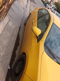 كورلا موديل ١٩ LE بيها طخه بالباب بعدني مصابغها رقم بغداد صدر جديد قبل...
