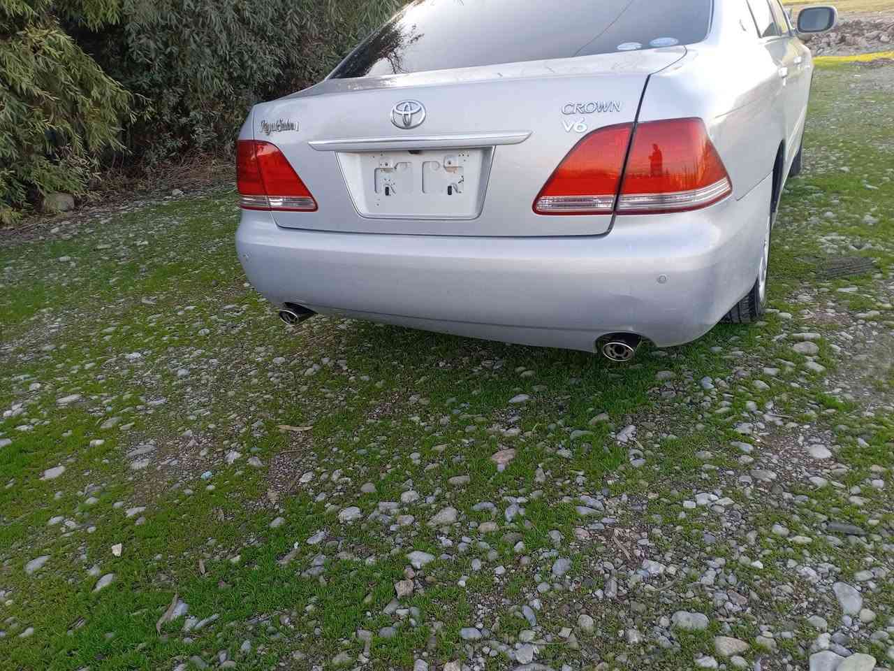 بەناوی خوای گەورە
شاهینە موس2005
گێڕو مەکینە گەورە بێ دووکەڵ فول مۆسەفات بێ سڵاید چوارکوشن کارەبا پەردە سەلاجە کوشن جڵد  ئاوینە ئیشارەت  حاسەو کامێرە یەک پارچە وپەڵەیەک بۆیاخی هەیە ڕەسمی سۆنەرم داناوە .
نرخ58کەمێک ماعملە
شوین سەیدسادق
***********
***********
