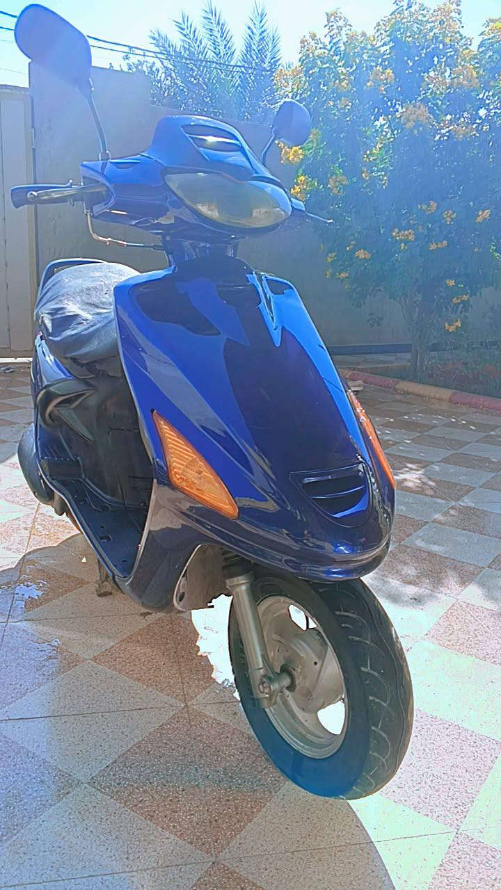 سلام عليكم دراجه فراشه للبيع فون نظافه المكان بابل الحمزه الغربي الدراجه عاوزها بس  باتري وسعرها 450 وبيها مجال رقم ***********✨
