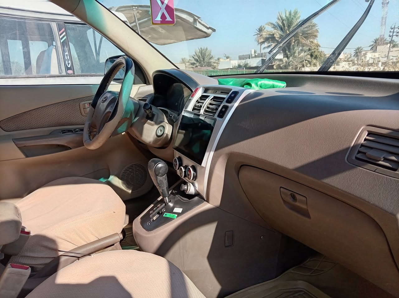 سلام عليكم 
توسان 2010 خليجي
محرك 2000 دوش
رقم بابل الدولي
سنوية لـ2027 
تخم تاير جديد + ويل كب
شاشة + كامرة خلفية
تبريد وية السويج
ضررهة بنيد بس صبغ بدون فتح
والسيارة احلا من الصور
محرك ما مفتوح 
السعر 📍123 وبيهة مجال
العنوان/ بابل قضاء القاسم 
للاستفسار / ***********
