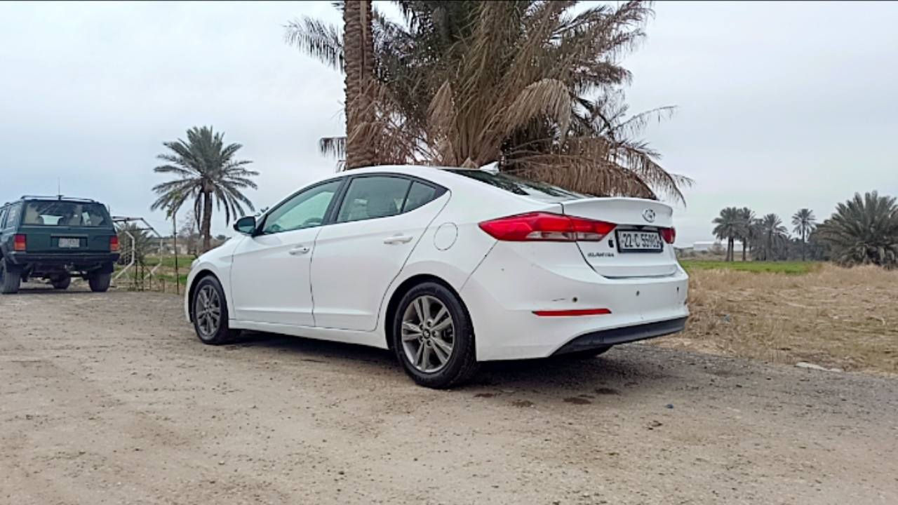 لنترا موديل ٢٠١٨ مكينه وكير مكفولات تبريد ثلج سعر ١٢٥ وبي مجال مكاني بغداد هاتف *********** مكينه ٢٠٠٠ سياره وارد امريكي مكينه دوش
