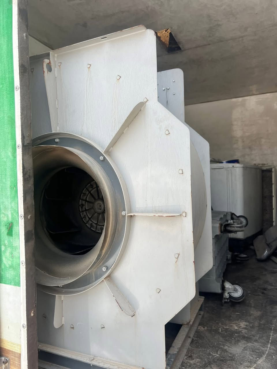 بلور حمنده ايراني 
4 ونص حصان ينهض على 15 ويستقر على 7 
اشتريته وما استخدمته 3 اشهر
رايده ب700 الف وبيه مجال اخذته ب1200 الف 

ومتوفر دكتات جميع قياسات ابيع شلع قلع سعر مناسب جدا 

عنوان المدينه الصدر قطاع 13 
***********
