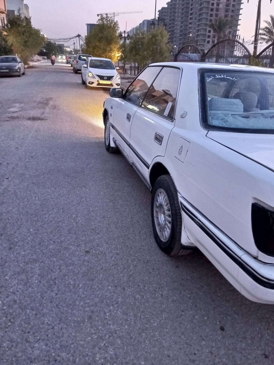 سلام عليكم سيارة سوبر هارتوب موديل 90 رقم وسنوية بغداد نكليزي بسمي السيارة كير مكينه حلوات كهربائيات شغاله زوج تايرات جدد مكاني بغداد الحرية السعر ٣٥ وبيها مجال بسيط رقمي ***********
