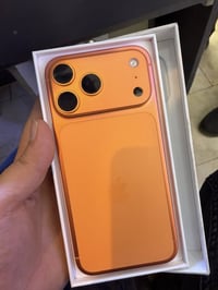 17 برو ماكس 256 نضافه 100‎%‎  سيم كارت  سعره : 1.975.000 الف قفل بدون ...