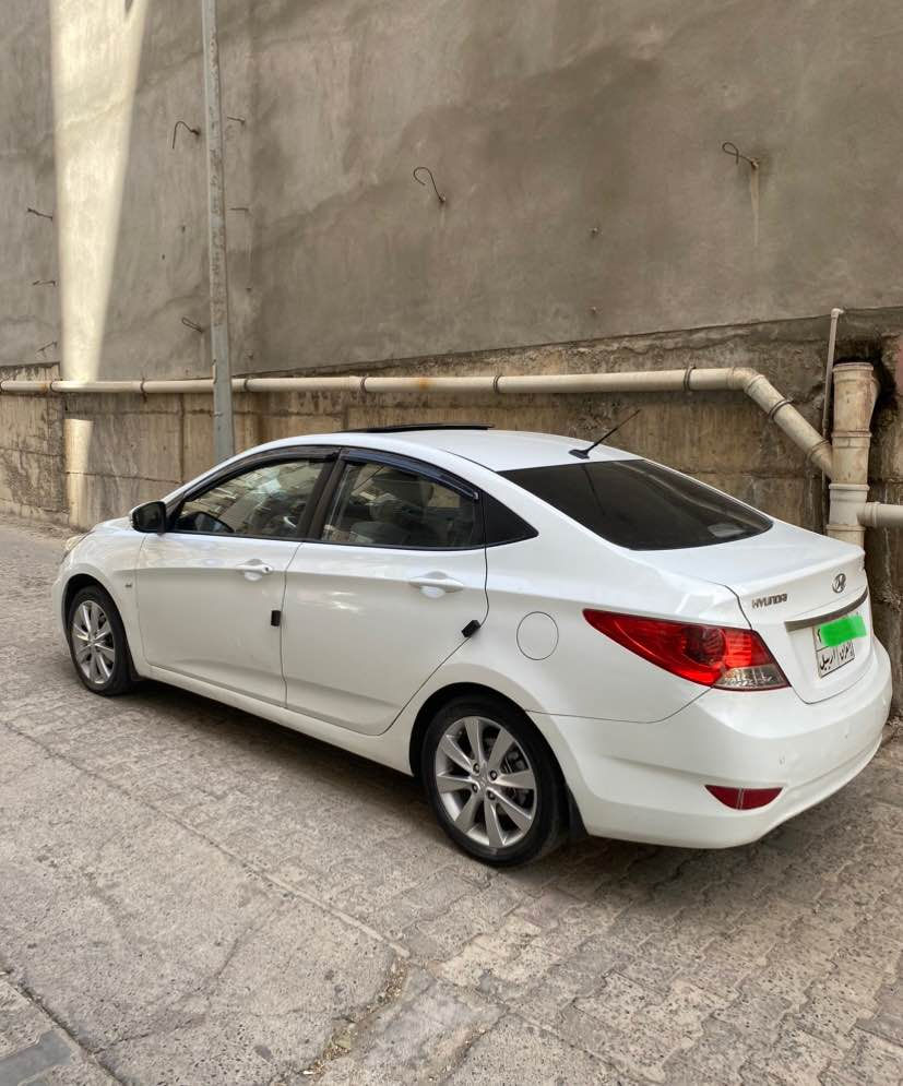 هونداي اكسنت ٢٠١٢ خليجي فول مواصفات  يلو  سلايت حساسات شركة اشاير بلمري تحكوات ستيرن جهتين ويل ١٧ محرك ١٦ دوش شاشه وكاميرا سنويه لحد نهاية ٢٠٢٦ كابون بانزين كير محرك بشرط   السيارة على وضع الشركة ***********.    *********** دهوك, العراق
