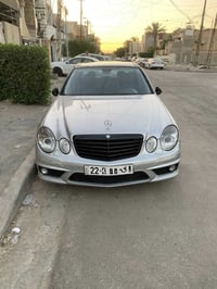 مارسدس 211 موديل 2002 500 AMG kit بانوراما للبيع السعر 155 و بيها مجال...