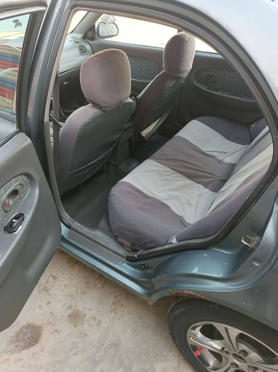 سلام عليكم شلونكم شباب كيه سبكترا شوما محرك كير صدر شرط تبريد ثلج موديل 2001 رقم الانبار سنويه جديد هزه جديد سياره بسمي ترايك وين ميعجبك سعر 35 وبيه مجال حك جيه ***********//***********مكان فلوجة صقلاويه
