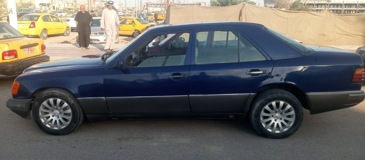 سلام عليكم
مرسيدس  دب موديل  86. مكينه وكير. ثنين ونص 
   السعر 30 وبيه مجال. مكاني ناصريه.  ***********
***********.
