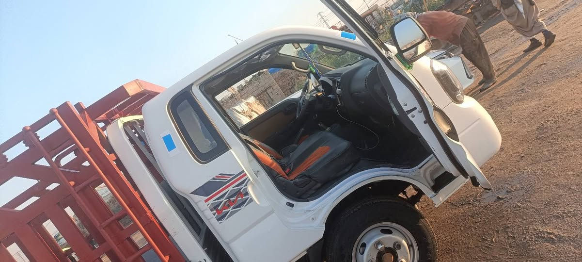 فحل موديل 22كفاله عامه
4000.          $178
***********
بسم شركه شرط التحويل
قادسيه
