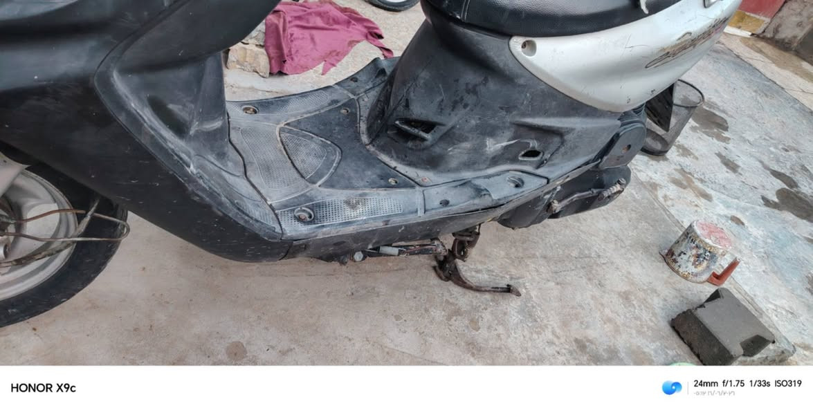 ماكس للبيع شغاله سلف وهندر وكهربائيات لانضوح ولا تبخير بيهه محرك يخبل شلعه ومعدل مناقصهه اي شي *********** مكاني بغداد نهايه حي اور السعر ٣٠٠ لطب خاص وتكول شبيهه مابيهه بوشه 49 بلادي
