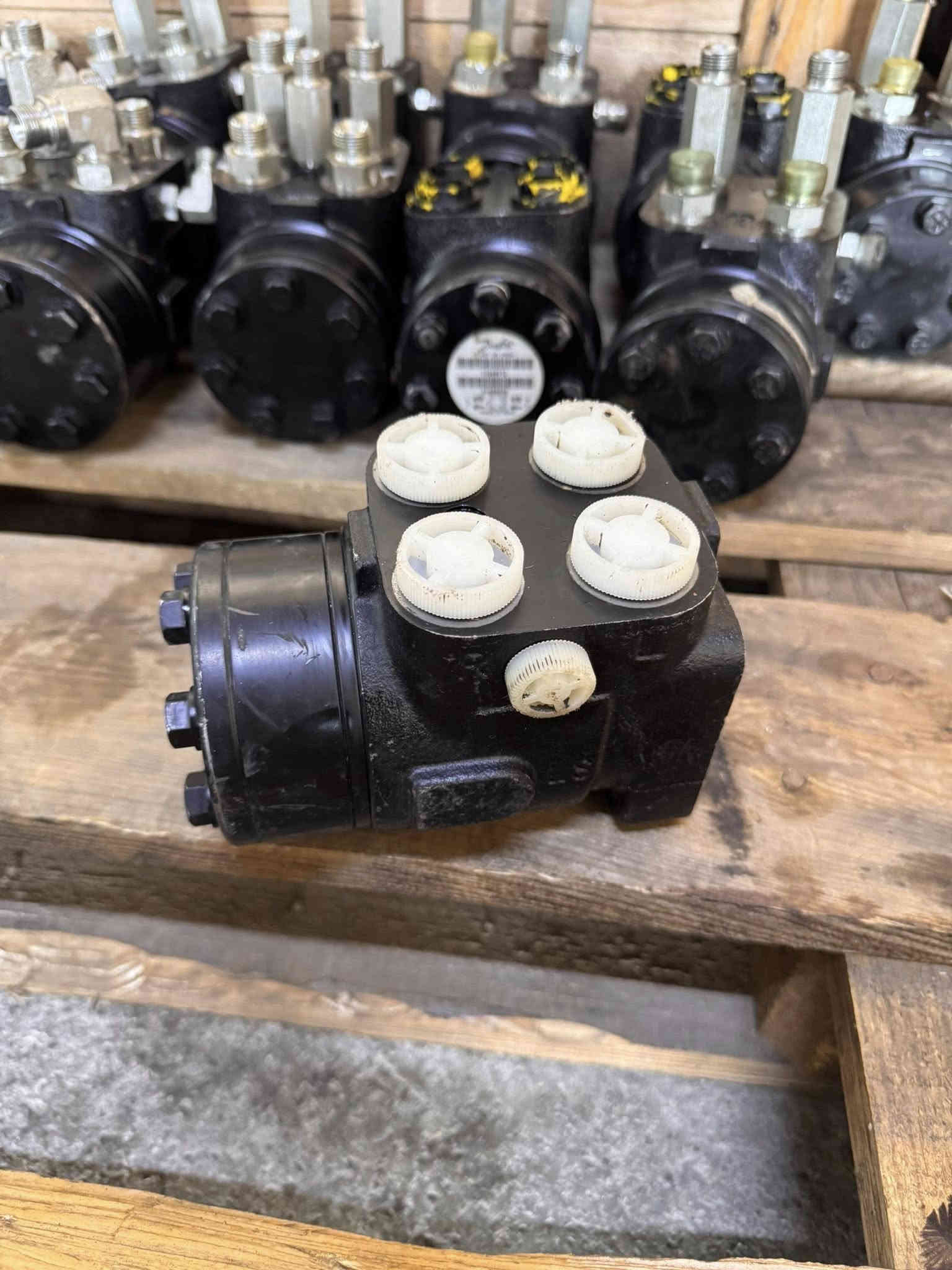 تم وصول ادوات مال جي سي بي توربوات دينموات اطرمبات استيرن اطرمبات مال بنكه كلا اصلي شركه ما مستعمل + طخم اويالا حجم ٢٨ زيرو شركه عنوان زاخو ***********
