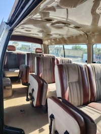 جنبي H 2  موديل 2015  حرة رقم بغداد إنكليزي   كير اكسل كفالة محرك ينقص...