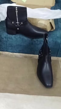 بوت جلد أمزون الأصلي جديد لك قياس 47 /46 بهل الشكل والجمال السعر 20الف...