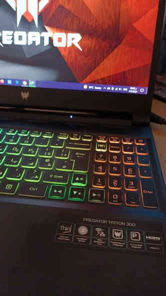 مكلفين بالنشر لابتوب.كيمنك اتواصل عالرقم
Model: Acer Predator triton 300
🔴CPU: 11800H 
🟡GPU: NVDIA RTX 3070 8GB GDDR6 
🟢RAM: 16GB DDR4 3200MHz
🔵storage: 1000GB pcle NVME SSD
 🟣15.6 FHD ips 144Hz slime Bezel 
🟤 OS: Windows 10Home 64 bit
⚪price:  ?
رقمي الاتصال 
***********
رقمي واتس اب
***********
متوفر توصيل بغداد
