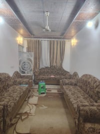 حي الرحمه • ١٣٠م • ركن على شارعين