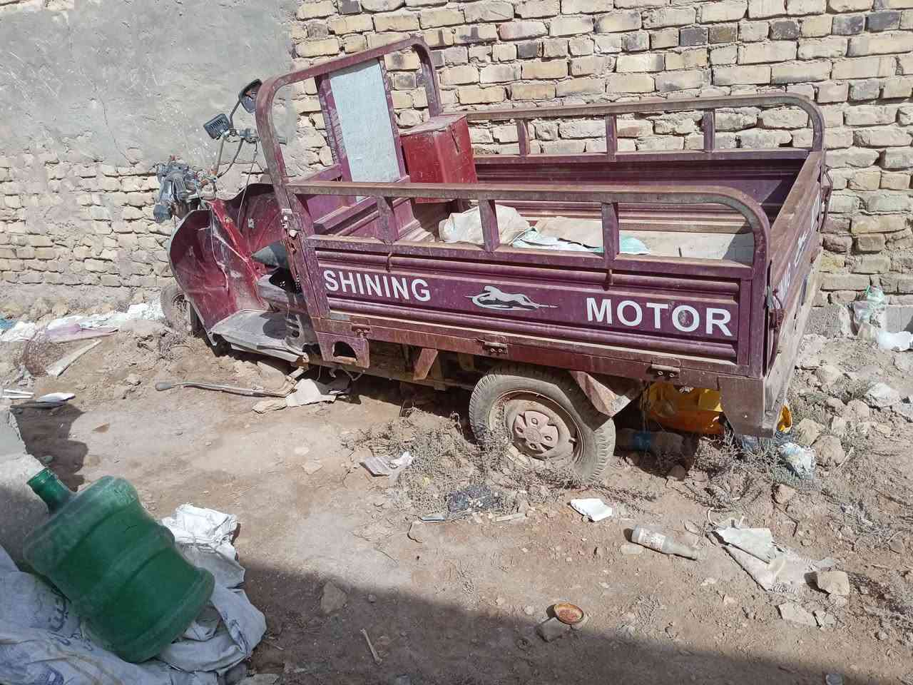 السلام عليكم
دراجه للبيع مكينه اشهاب 

بيه بس ماكنيت 

سعره ١٥٠ و بيه مجال للشراي
استفسار *********** بي وتساب
