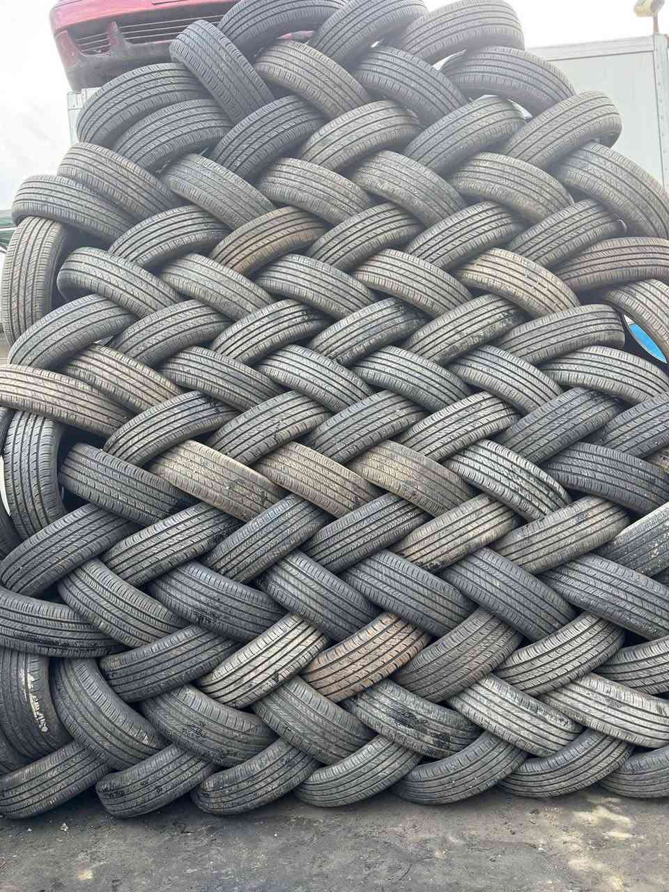 يعلن مجمع الشعب عن وصول وجبه جديده من التايرات الباله الكوريه والاماراتيه عنوان بغداد الشعب مجاور محكمه الشعب الجديده مقابيل الجسر المشاة الجديد ملاحظه يوجد لدينا اطارات 700 ار 16.  750 ار 16 .650 ار 16 .205 85 ار 16 700 ار 15 سيارات الحمل والكوسترات رقم الهاتف *********** ***********
