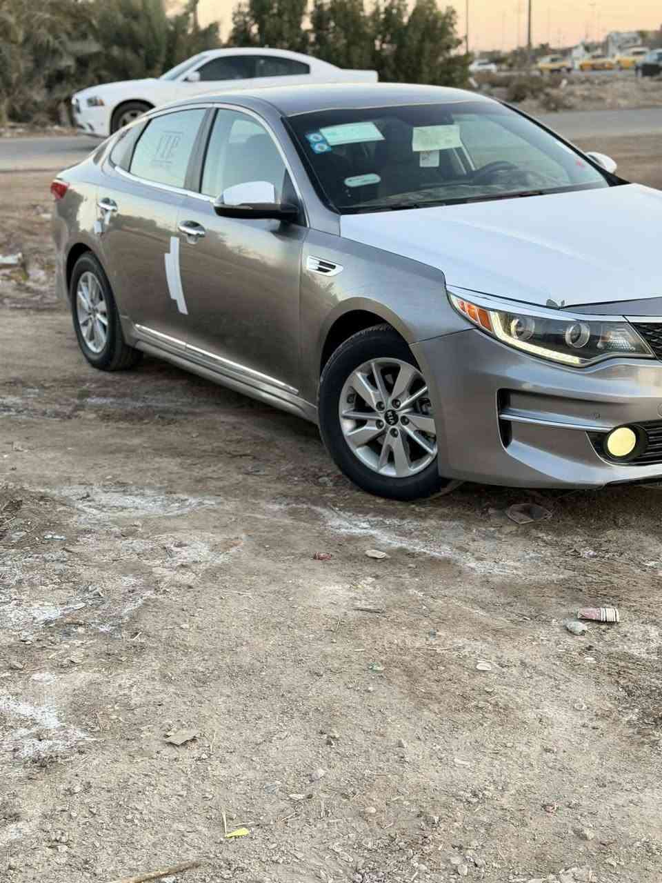 سلام او عليكم سياره كيا اوبتمه مديل 2016 سياره بيه جاملغ او بنيد فقط والباقي كفاله عل سونار نبيع رقم واسط بسمنه سنويه لل30سياره ماشيه 80سياره جديده او جهازه تخم تاير تبريد حداديه مكينه او كير كفاله سياره مال جناي السعر 113مكان سياره واسط ***********
