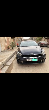 وبركاته من رخصة الادمن المحترم كيا سيراتو ( 2019 )بسمي رقم اربيل الجدي...