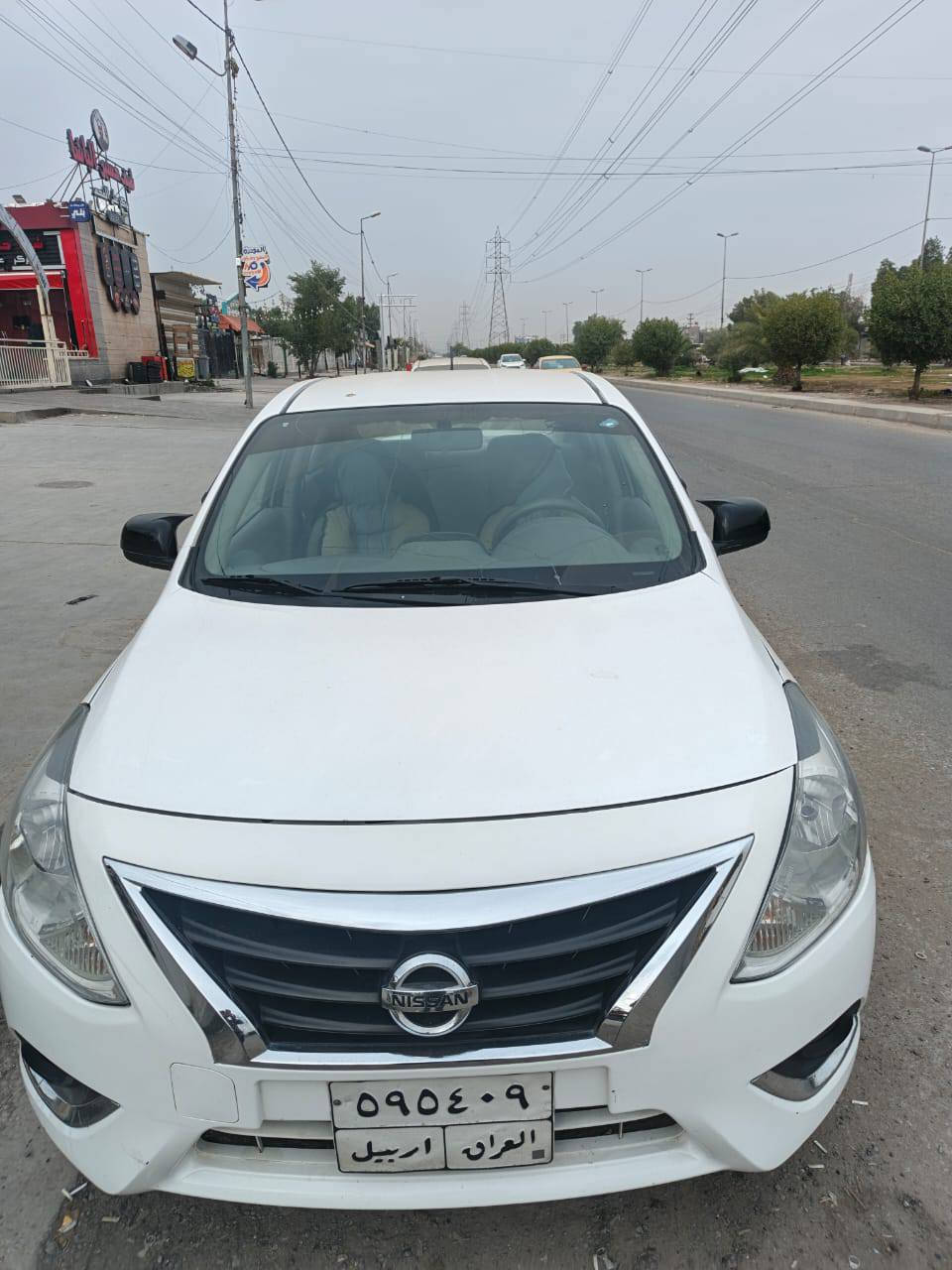 سني هندي ٢٠٢٠ اربيل كيرمحرك تبريد وصدر وكهربائيات كلها مكفوله سياره غاز  وبانزين ضمان سنه بل غازبيهاضبغ دعاميه وشويه من مكان الاسبير ويوجد صور لضربه وصبغ ماشيه 140الف حقيقي  . السعر 100 الاتصال على *********** ابويوسف يوجد وتساب ...  غير متواجد ع الفيس اني مكلف بالنشر
