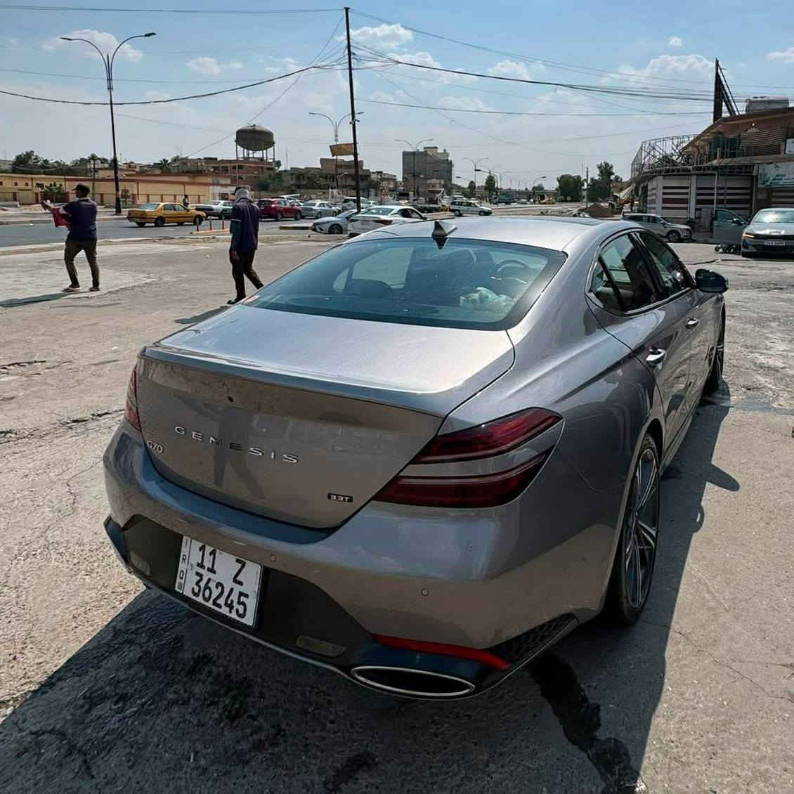 جينسس موديل 2024 حيل نضيفة
‏G70 sports advanced 
فول مواصفات V6 3.3 توين تيربو
ماشيه:19,000 ميل

💎 ســعــر ✅ ::  الــرد تلقائي 📮

حساسات اماميه وخلفيه +كامره خلفيه مع الدوران 360

محرك V6 سعة 3.3 توين تيربو
سقف بانوراما + سقف كنتارا بالكامل
تشغيل بصمة + تشغيل عن بُعد
مقاعد كهربائية ميموري مع تدفئة وتبريد
قيادة ذاتية + نظام تثبيت السرعة
دخول ذكي مع إضاءة ترحيبية
أنوار LED أمامية وخلفية
مرايا كهربائية قابلة للطي مع إشارات
نظام صوت نظام تحديد المسار + رادارات أمامي p
وخلفية وجانبية
حساسات أمامية وخلفية
شاشة كبيرة + كاميرا خلفية
‏(Data Show)
شحن لاسلكي للجوال Lexicon نظام صوت

- خمس وضعيات قيادة مع تغيير صوت الإكزوز
السيارة جاهزة بدون نقص عليه تخم تايرات MIcheLin

حادثه سرقة جاملغ عكس السايق ومبدل جاملغ
وكالة ومصبوغ نفس اللون
سيارة  باسمي تحويل ثاني يوم
السيارة كير محرك مكفولات من كلشي

مكان السيارة: موصل واذا شراي مضبوط ابغداد اني اجيه
رقم صاحب السيارة:  *********** واتساب

لعرض سيارتك علئ الصفحة تواصل معنا
