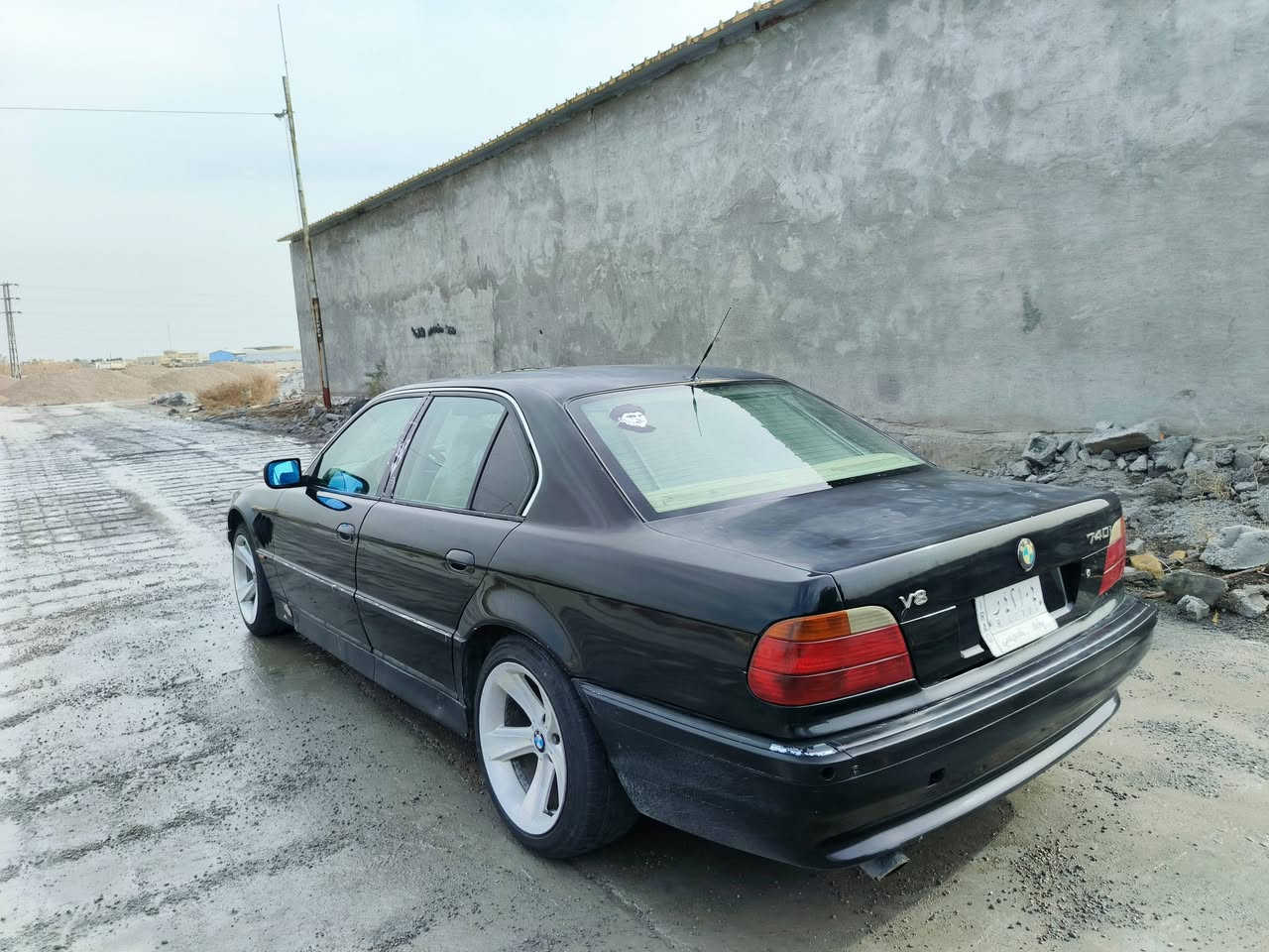 سلام عليكم بي ام دبليو كاسحة موديل1995 للبيع او مراوس حسب القناعه
V8 740
مكينة و كير جدد بدي شوف العين سيارة خير من الله
صدرها حلو  سيارة كاعدة و حلوة رقم بغداد
 سعرها 55 وبيه مجال لان مستعجل عل بيع للستفسار *********** مكاني الشطره كلشي ذاكره المو شراي لايشلع كلبي
