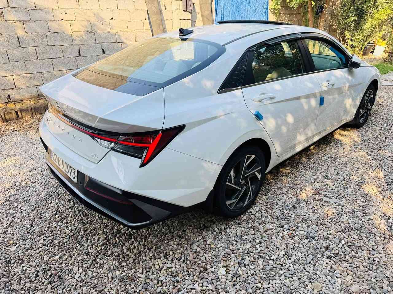 لانترى 2024 خليجي مو صيني مكفوله كفاله عامه ماعدا بارد بسيط موضح بالصور ماشيه 52 فول مواصفات خليجي رقم اربيل الدولي الجديد بأسمي محرك 2000
المواصفات :

مود رايف ( ايكو, كومفرت سمارت, سبورت ) كير طيارة

بصمة تشغيل بصمة ابواب شاشة اصلية

عداد سرعة ديجتل

مقاعد جلد اسود

6 ايرباك الدشبول الدركة التكم المقاعد)

لايت led نهاري

فتحة سقف

لایت زنون عالی ناصي 3 عدسات

ويل رياضي حجم 17 تبريد قطعتين مري كهرباء اشاير بالمري كروس سرعة وفول تحكم ستيرن حساسات خلفية كاميرا ساید بريك كهربائي    مكاني الديوانيه قضاء عفك 
السعر ١٩٠وبيه مجال   رقمي ***********
