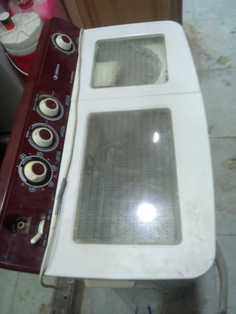 السلام عليكم 
يوجد لدينا غساله السعر 65الف شرط الشغل 
وايضا مجمده السعر 125 الف وايضا شرط الشغل 
للتواصل: ***********
