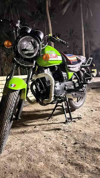 السلام عليكم دايوان نفخ موديل 2023 كفاله عامه فولل دراجه اوراق اصولي حتئ گمرگ مدفوع مكينه ما مفتوحه خلاص برغي ما ملعوب بيها حجم المحرك 150 الون اخضر  دراجه مال جناي كفاله عامه من كلشي السعر 1950وبيها مجال حگ الجيه مكاني كربلاء السياحي رقمي ***********
