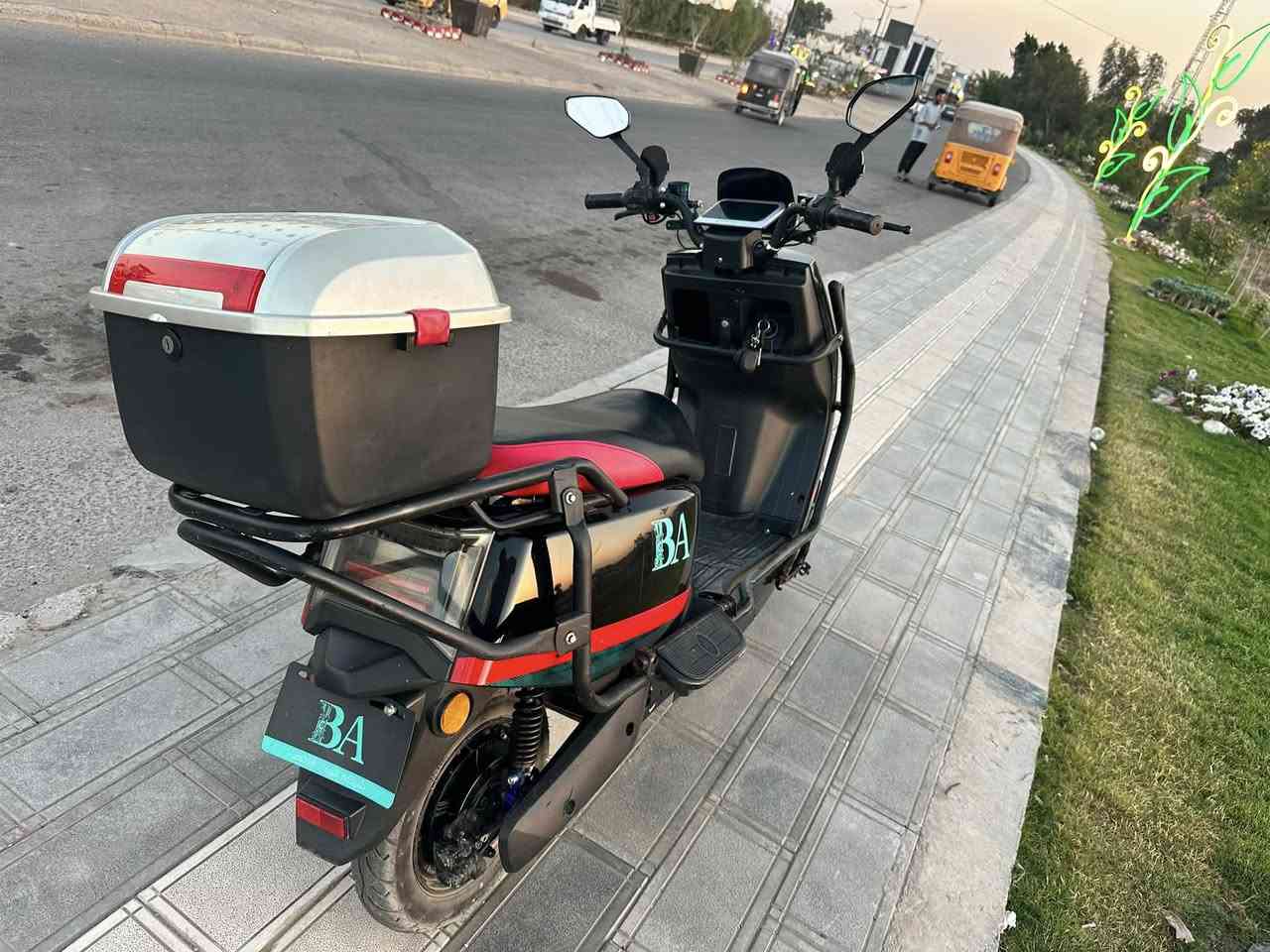للبيع دراجه شحن موديل ٢٦
بطاريات ٦مسطره  كرافين على فحص  
٤سرع. نضام بك  شاشه اضهار العطلات 
عنوان ابو غريب الزيتون. 
سعر ٦٠٠ وبيه مجال 
الهاتف.  +. واتساب.  ***********
