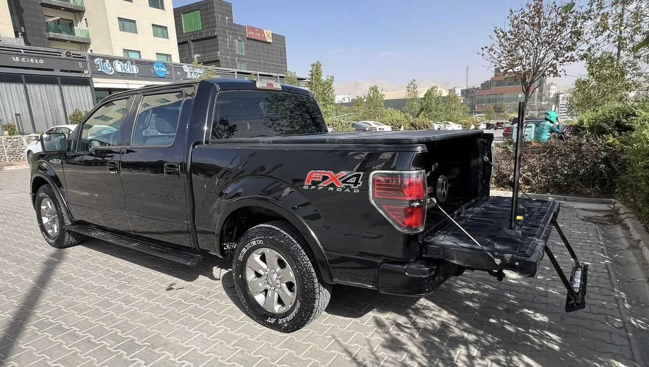 بۆفرۆشتن.🖤🛻للبیع

فۆرد
سفری شەریکەی نیڤا 2012 F150-FX

فول مواسەفات (سلاید - کوشن کارەبا -پایدەر کارەبا -گیڕلەئەرز -دەبڵ ئەکسل -تەبرید مەرکەزی - شاشە ئایپاد و کامیرا - کۆدی درگا)

١٤٥٠٠٠ حەقیقی ڕۆشتووە
ڕەقەم و سەنەوی تازەیە 
گیڕ و مەکینە و دەبڵ ئەکسل بە شەرت 
یەک درگای بۆیاخە بی ناوگرتن و دەعم

سعر /في التعليق يتم الرد فورا على المسنجر ✍🏻

نرخ/ لە کۆمێنت بنوسە یەکسەر وەڵام دەدەیتەوە 📮

ژمارەی خاوەنی: ***********☎️
واتساب
