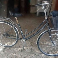 بايسكل بناتي. نقص بس الزنجيل حجم 26 سعره ٥٠ وبيه مجال تواصل مع هاذه رق...