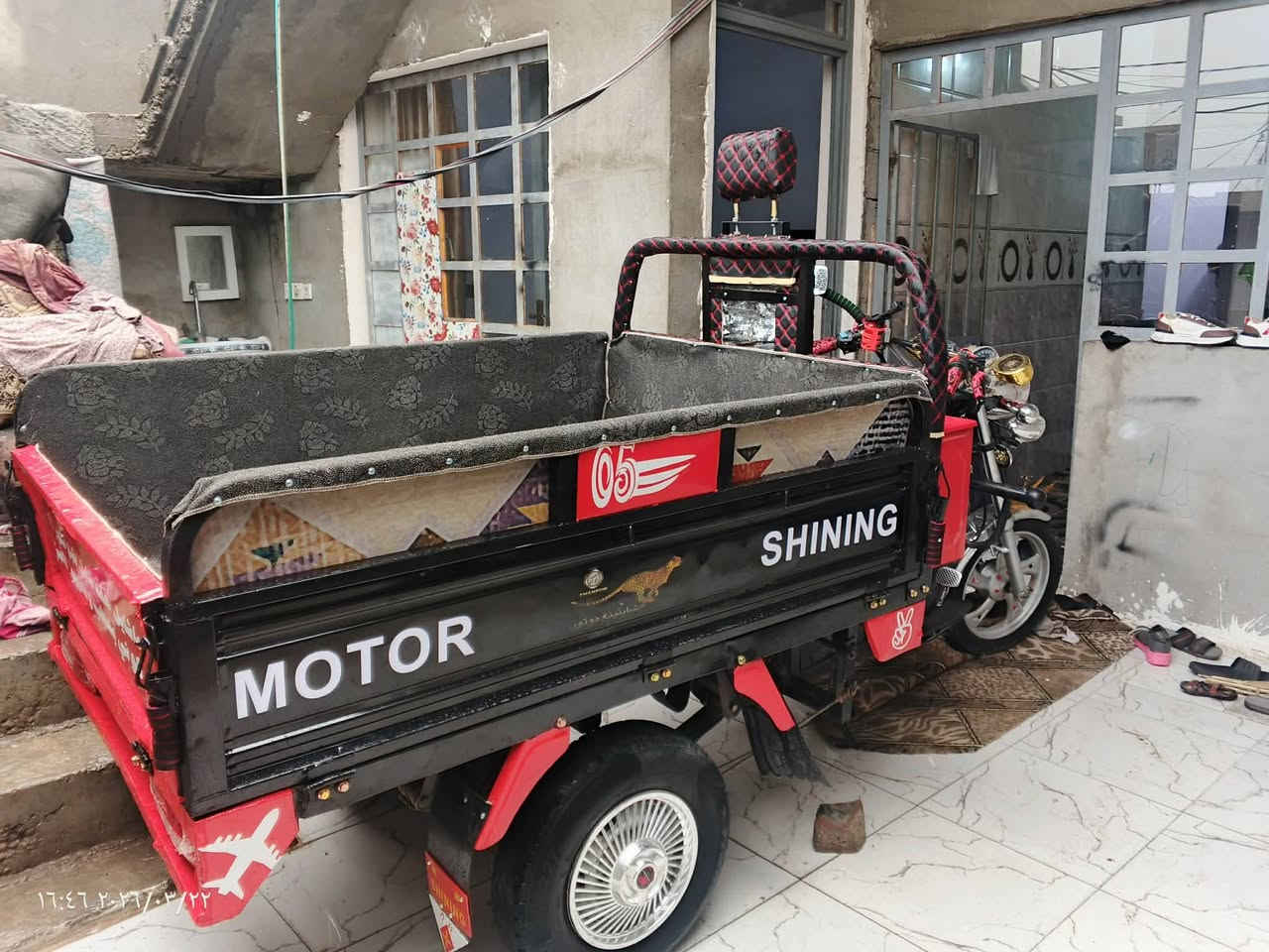 سلام عليكم ستوته للبيع 2020 محرك 23 فحل عالي شاخوان محرك ركبه شرط تخم تواير جوبلس كهربائيات سلف كله شغال ماطور جاهز كدام العين شغل واطلع 
سعر مليون و250 بيه مجال شري يخابر ويدلل 
***********
