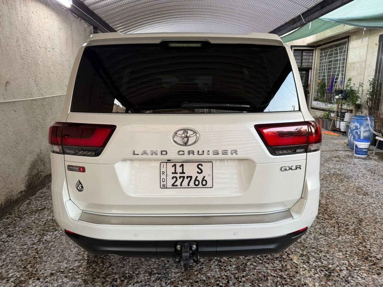 سلام عليكم لاندكروز جي اكس ضمان ساز داخلة ضمن الضمان تبديل دهن ٦٠ الف كيلو كفالة عامة رصعة فقط ماشية ١٠ الف الموقع بغداد الكاظمية للاستفسار ***********
