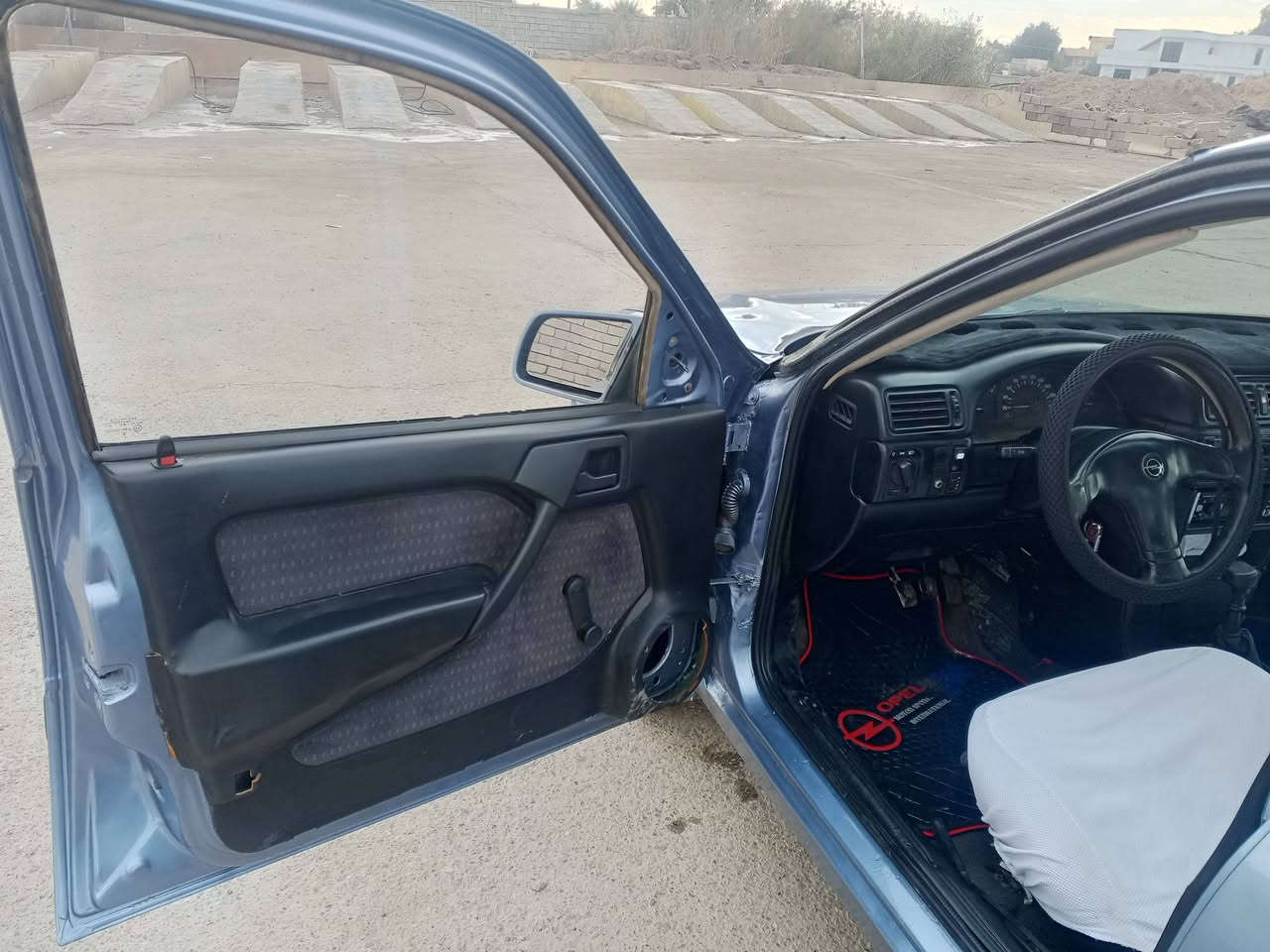 السلام عليكم اوبل فيكترا موديل 91فتحه حجم 18 رقم الماني السيارة معمرة مصبوغة عام بيها تبخير بس مو قوي ابطاين جدد مال گصة السعر 32وبيها مجال العنوان سامراء
***********
