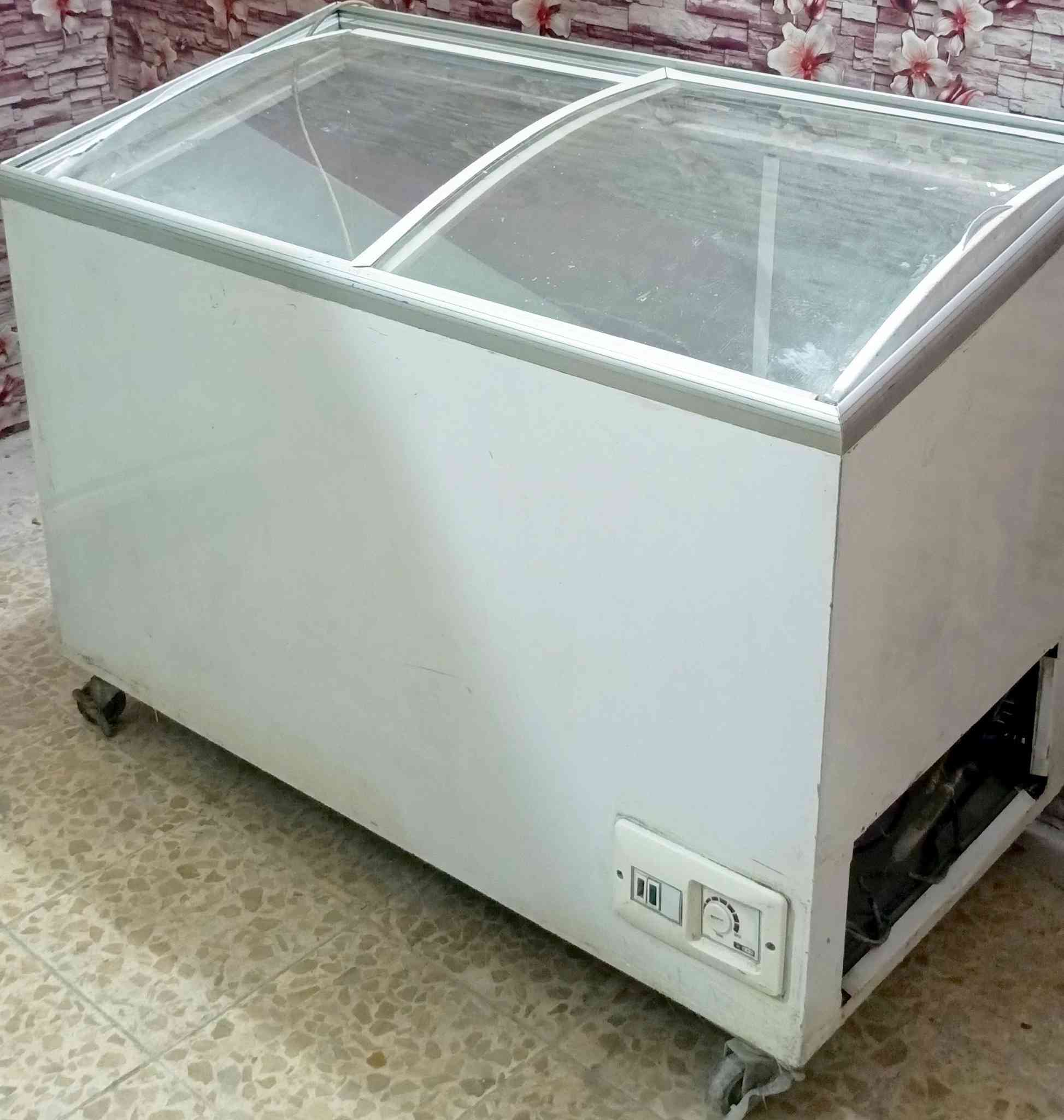 عارضات ايكور تركي اصلي نضاف تبريد فول 
مكاني بغداد شراي يراسلني ويدلل


**إذا كنت صاحب هذا الإعلان وتريد حذفه لأي سبب، رجاءا أرسل رسالة إلى الدعم الفني**