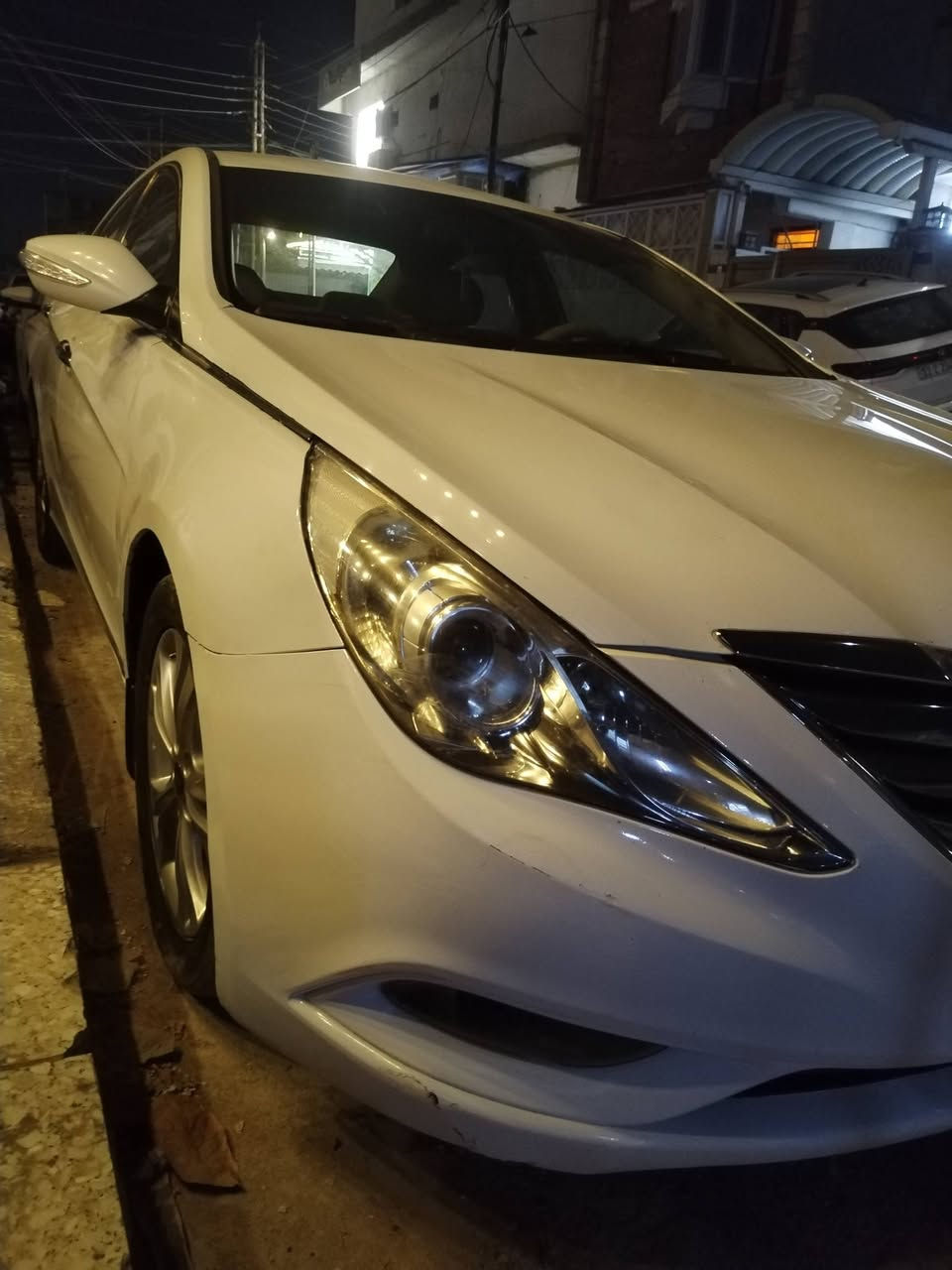 سلام عليكم سوناتا 12 خليجي بيها ثلاث قطع صبغ وبيها رصعات خفيفه بالقماره وبيها شويه بالشاصي بگد الابهام مامبين سعرها 95 العنوان الدوره
للإستفسار ***********
