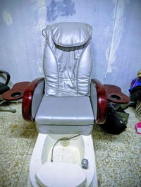 كرسي بدي كيرنضافة ٩٠ ٪؜معة كامل ملحقاتةللستفسار07766160444