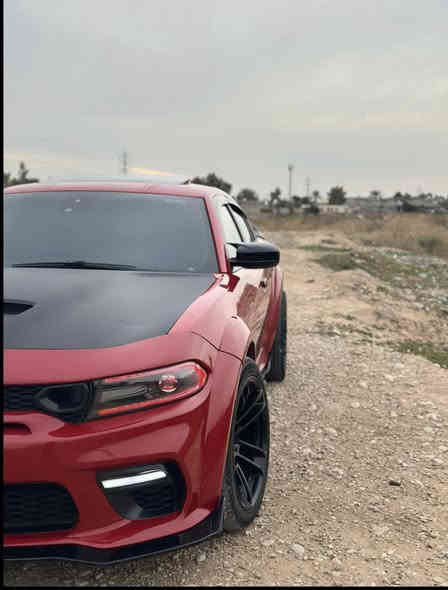 جارجر للبيع 
*لون مميز رقم بغداد مميز مشروع وطني
*   رقم مميز 11186 / 11
*  تحويل ثاني يوم
*  هزة جديدة
*  موديل 2017
*  ماشية90 كيلو 
*   محركV8 5700 *
*  فول للاخير 1/1
*  المواصفات :
*   رادار امامي
*   فتحة سقف
* خزن ميمروري 
*   كشنات جلد عليه ختم
*   شفتات بالستيرن
*   تدفئة ستيرن
*   كشنات حضن
*   كشنات كهرباء
* كشنات تدفاه وتبريد 
*   كاج كان
*   مري هيتر
*   مري قلاب عند الرجوع
*   رادار تنبيه بالمرأة الجانبي
*   نظام الخروج عن المسار
*   نقطة عمياء
*   لايتات LED + زنون
* لد متغير الايتات و داخل هم لد متغير 
*   كاميرا خلفية دوارة
*   حساسات خلفية
*   ويل قياس 20 أنج وايد بدي 
*   سستم صوت بيتس 
* دمام صندوك بيتس 
* ulbro فيت بم ولبرو
* تشغيل عن بعد
*   نظام خرائط GPS
*   شاشة كبيرة اوبشنات SRT كاملة
*   سبايدر ريد آჂ̤ شكل جديد 
*   محدد سرع
*  لسياره عليها
*  اكسل قفل
*  تفريغ بل كامل
*  عليه كاشكان
*  بلاكات ريسنك اصليه
*  ولف ريسنك حماوه 85
*  برمجه  البطل ايكل 
*  برمجه سيفتي %100
* فجوج برمبو 
* دبات سود موبر 
* دبلات صفر 
* وايد بدي 
*  الملاحضه
*  السياره ممتعوبه
*  استخدام شخصي لا ساحه ولا تفحيط
*  تخم تايرات جديده
*  ايرباك برده فقط صفحه السايق
*  سكوب دفيوز لحية دوسات
*   صوره حادثها موجود داخل منشور بجم  كبس
*  وحادثها 
*  بابتين وجامغ خلفي  
*  ومرشوشه القماره وقبغ الجنطه كلير
*  من امريكا 
* مكان السياره بغداد شارع فلسطين او حي تونس 
* سعر سياره205 وبيها مجال 
* للتواصل ***********
