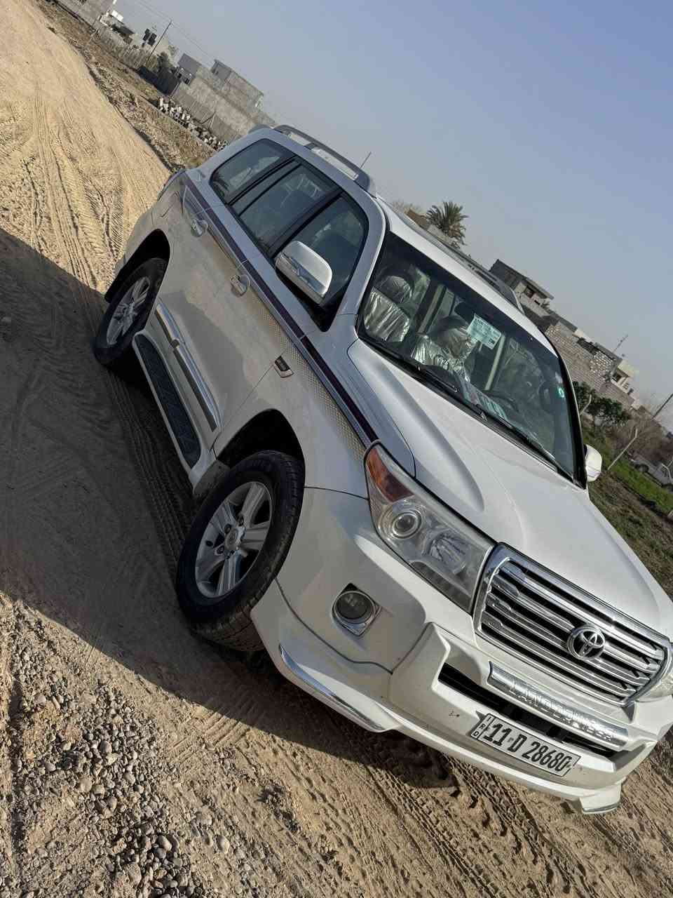 لاندكروزر ٢٠١٠ماشيه ١٥٥افطيم بغداد السونار مرفوق ويه الصور مكينه مفتوح لاتبخير ولاتنقيص ٨ اسلند ر ٤٧٠٠ السعر ٢٨٥ وبيه مجال مكان صلاح الدين الدجيل ***********
