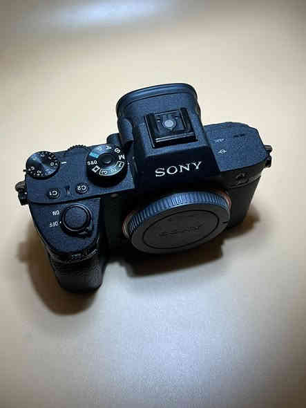 sony A7riii 
bo froshtn 
***********
