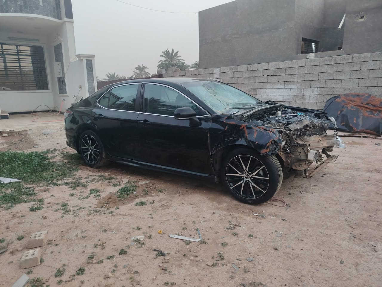 السلام عليكم اخوان للبيع تيوتا كامري موديل 2023رقم بغداد دولي معوقين تحويل الوكاله مضمون  للبيع على حادثها الحالي السعر مناسب للاتصال ***********مكانها بغداد
