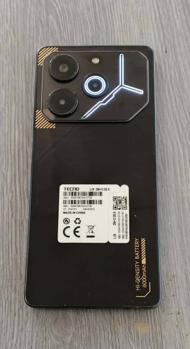 TECNO POVA 6 Pro5G
المعالج 6080 
RAM 12+6
الذاكره 256
الكامره الخلفية  108 
الاماميه 32 
البطاريه 6000 ملي امب شحن سريع 67 واط 
إصدار أندرويد 15 
الملحقات شاحن اصلي 67 واط 
كرتون كفر شفاف 
السعر 240 الف و بي مجال التواصل عل خاص


**إذا كنت صاحب هذا الإعلان وتريد حذفه لأي سبب، رجاءا أرسل رسالة إلى الدعم الفني**