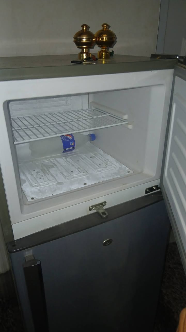 ثلاجة للبيع بشرط الشغل والنظافه والتجميد بسعر مناسب لمعرفة السعر وتفاصيل أكثر مراسلة على خاص


**إذا كنت صاحب هذا الإعلان وتريد حذفه لأي سبب، رجاءا أرسل رسالة إلى الدعم الفني**